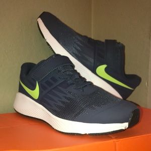 Boys Brand New Nike Shoes
